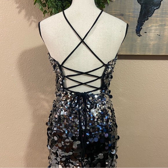 NWOT Lulus Superior Shine Silver Sequin Lace-Up Midi Bodycon Dress - Picture 7 of 11